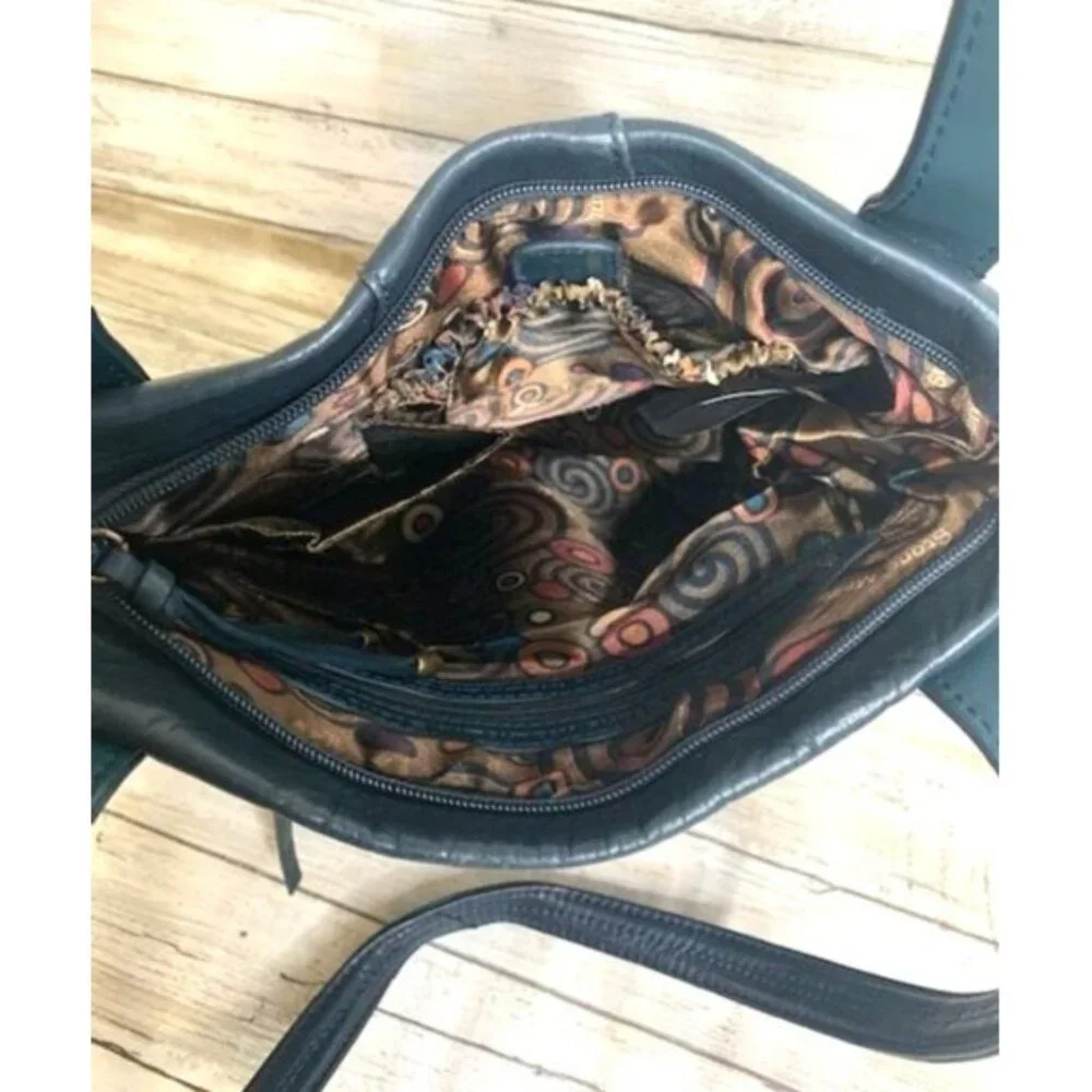 Stone Mountain Accessories this shoulder